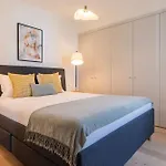 Upscale 1bdr With Pool & Parking By Lovelystay Lissabon