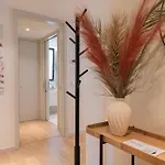 Upscale 1bdr With Pool & Parking By Lovelystay