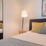 Upscale 1bdr With Pool & Parking By Lovelystay Appartement Lissabon
