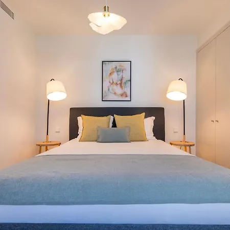 Upscale 1bdr With Pool & Parking By Lovelystay Lisboa