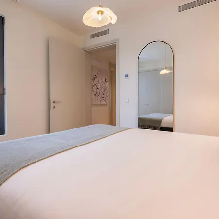 شقة Upscale 1bdr With Pool & Parking By Lovelystay Lisboa