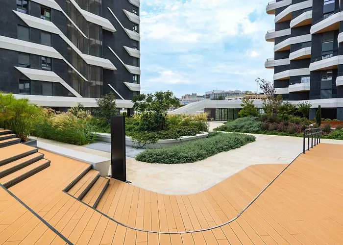 Upscale 1bdr With Pool & Parking By Lovelystay Lisboa