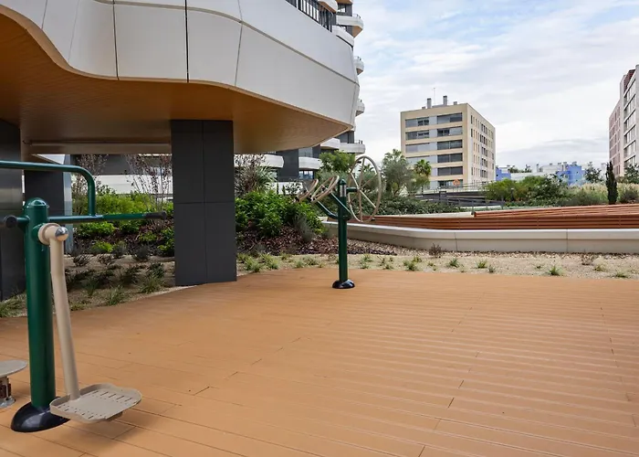Upscale 1bdr With Pool & Parking By Lovelystay Lisboa