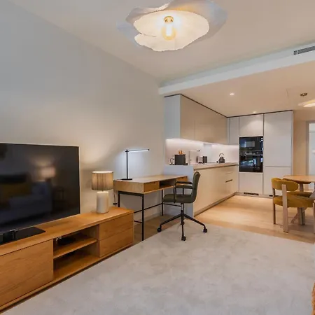 Apartament Upscale 1bdr With Pool & Parking By Lovelystay Lizbona